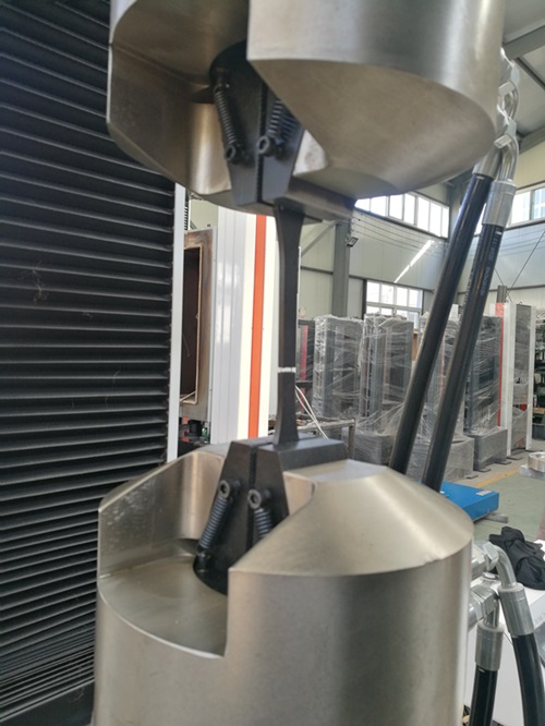 電子萬能試驗機液壓平推式夾具介紹